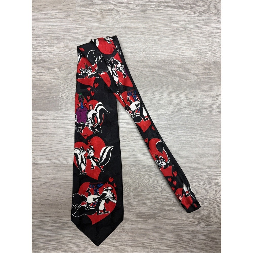 VTG 1994 Looney Tunes Valentine's Day Pepe Le Pew & Penelope Pepe Love Story Tie